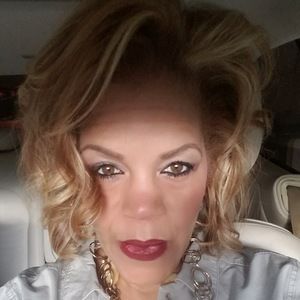 Meet your Posher, Deshea